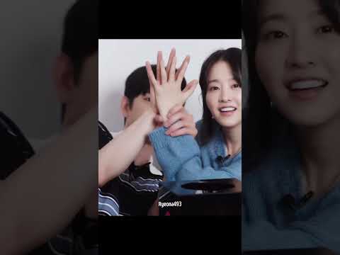 둘이 너무 기여워 #박진영 #박보영 #jinyoung #GOT7 #Boyoung #미지의서울 #ourunwrittenseoul