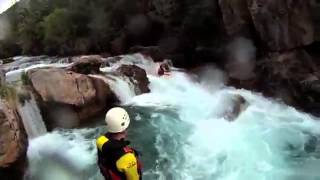 preview picture of video 'Rafting en Montanejos con NÓMADA AVENTURA.'