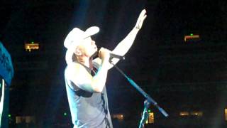 Kenny Chesney - Me and You Seattle HD Sandbar Live