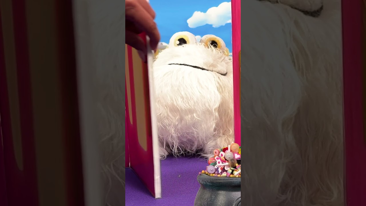 Gobblefrog's Trick or Treat Surprise! 🐸🦇 #morphle #halloween #funny