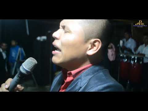 2  LEVANTO MIS MANOS