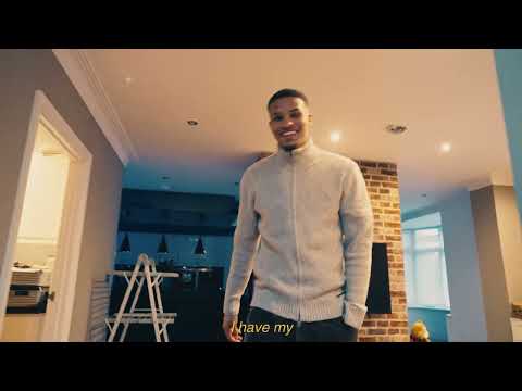 At Home With Newcastle's Malick Thiaw