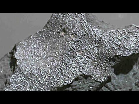 'Alien world chemistry' found in meteorite