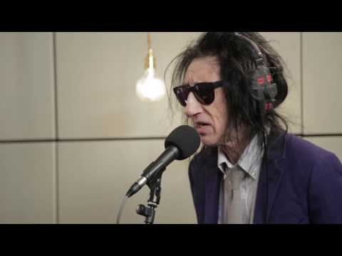 John Cooper Clarke & Hugh Cornwell - Love Potion #9 (6 Music Live 2016)