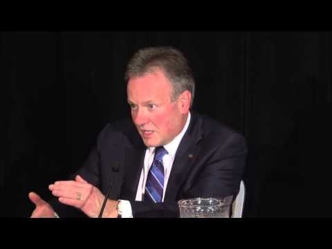 2013-12-12 Press conference / conférence de presse - Stephen S. Poloz