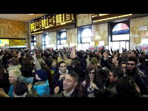 Flash Mob Bologna - Stazione Centrale 24/04/2010