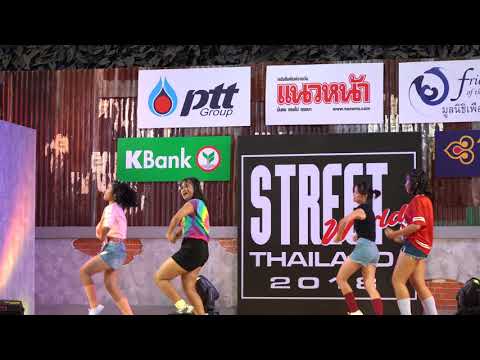 180512 Beautiful nightmare cover Blackpink - As if it's your last @ Street World Thailand 2018