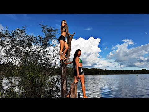 A DAY LIVING AS A RIVER DWELLER IN THE HEART OF THE AMAZON!