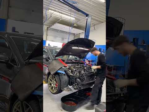 MK7 GTI getting an APR Intercooler installed \ud83e\udd76\ud83d\ude2e\u200d\ud83d\udca8 #thedubdoctor #shorts #vw #mechanic #gti #mk7