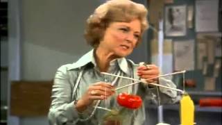 Betty White / Sue Ann Moment # 4: The Four Basic Food Groups