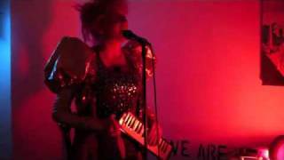 Kim Boekbinder - Anyone at All   Dance Party !   Live at The Fab Lab
