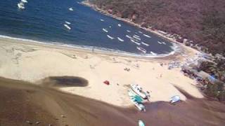 preview picture of video 'Paragliding in  Yelapa, Mexico'