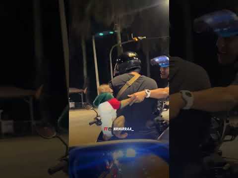 alamak dia boleh pindah motor sebelah pulak