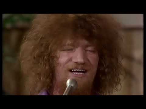 Maids When You're Young Never Wed An Old Man - Luke Kelly & The Dubliners