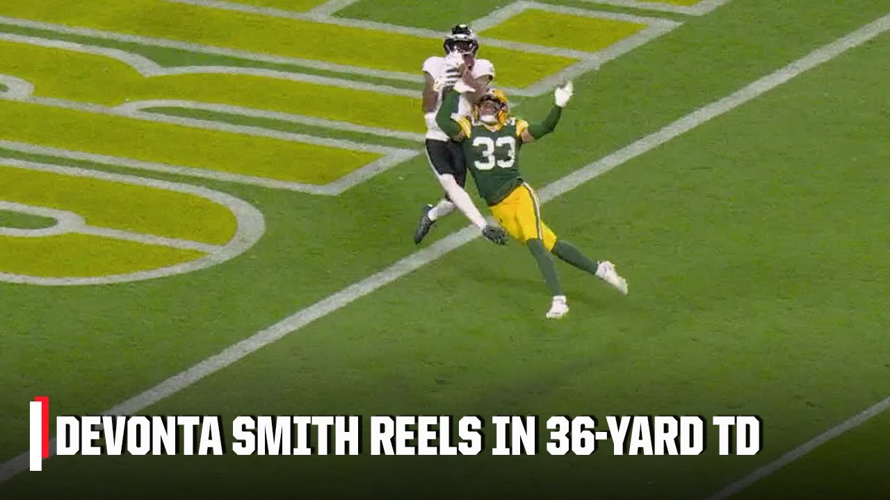 Jalen Hurts airs it out to DeVonta Smith for 36-yard TD | NFL on ESPN