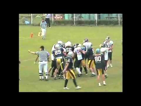 Mares u epizodi "Hop-cup poskocicu, na Divljeg Vepra naskocicu"