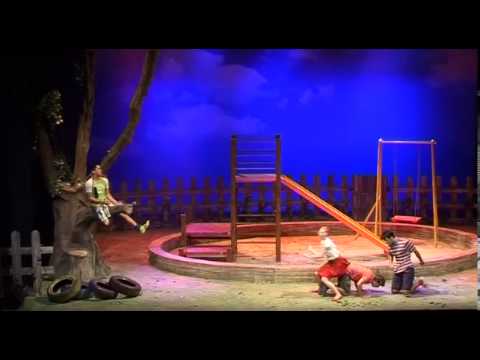 הכבש השישה עשר - "ריח של שוקולד" | תיאטרון המדיטק