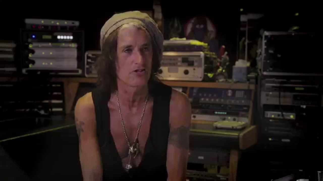 Slash: Raised on the Sunset Strip. A Guitar Center Films and DIRECTV Original Documentary - YouTube