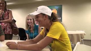 Tennis Now Interview - Victoria Azarenka on Twitter Etiquette