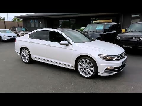 2017 Volkswagen Passat 2.0 TDI Bluemotion Tech R-Line - Start up and full vehicle tour