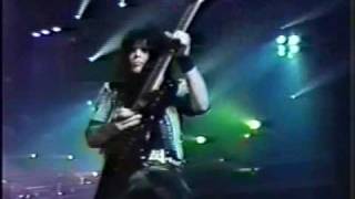 Download lagu Motley Crue - Wild Side mp3 Download lagu Motley Crue - Wild Side mp3