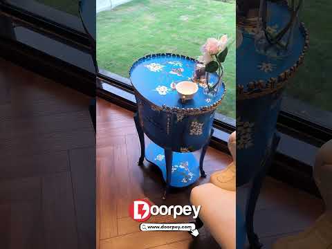 Product video thumbnail