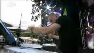 JJ72 - Serpent Sky live at the Wireless Festival 2005