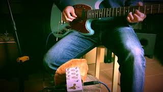 Video thumbnail for mid-fi electronics. deluxe pitch pirate by GizmoMusicJapan