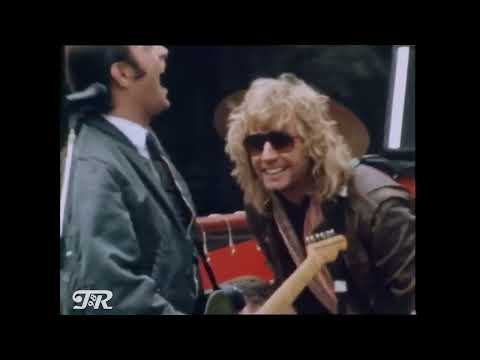 The Wanderer [Official music video] - Status Quo (HD/HQ)