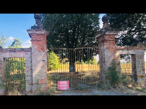 Le Château du Colonel, exploration