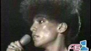 Maxine Nightingale -- Lead Me On (1979)