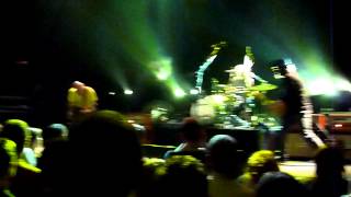 Froggie, by Presidents of the USA (@ Effenaar, 2012)