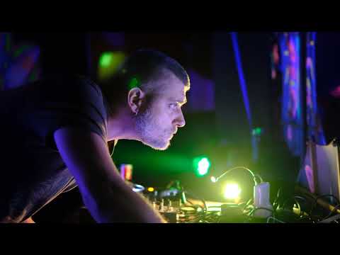 Saikozaurus - Union of Freaks 4k