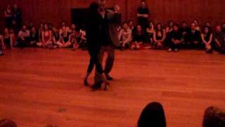 Yale Tango Fest 2009: Christa Rodriguez y Jaimes Friedgen (2)