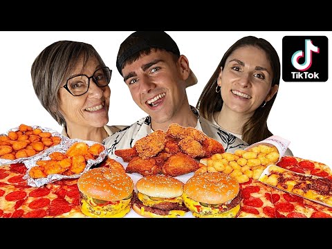 SPISER TIK TOK MAD med MOR OG SØSTER