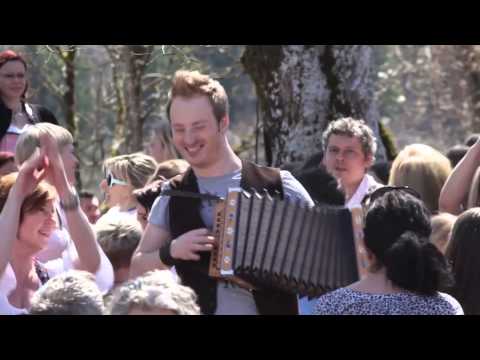 Morgens halb zehn im wunderschönen Bayern   dann passierte DAS!