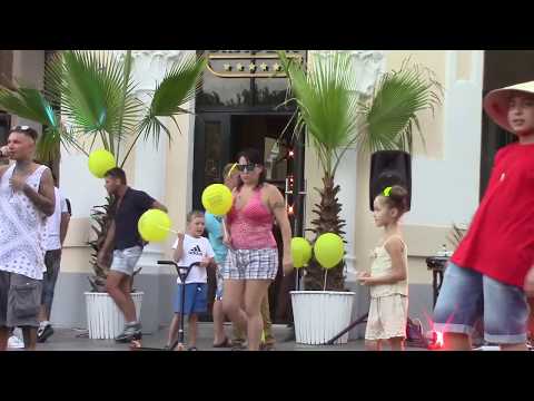 Главное не победа а участие... или судью на мыло! Танцевальный конкурс на набережной