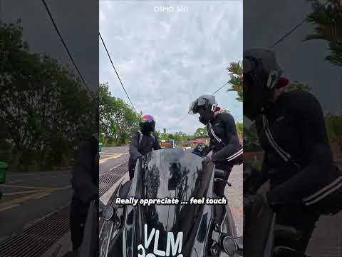 Amoi cantik jatuh motor Superbike nasib ada abang melayu tolong