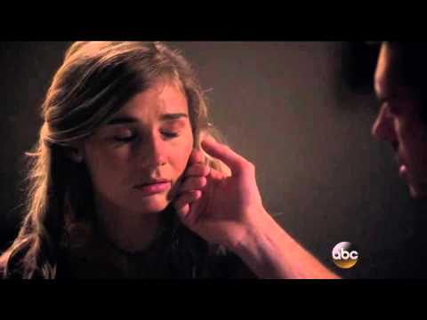 Scarlett and Gunnar s04e01, "You only wake up when it's over"