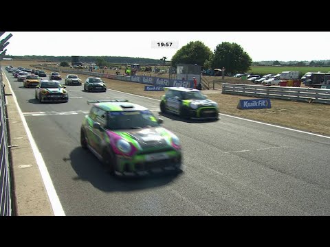 2022 Mini Challenge UK - Round 13 Snetterton