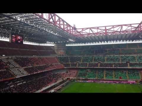 Música da torcida do Milan para Kaká, após o gol n. 100