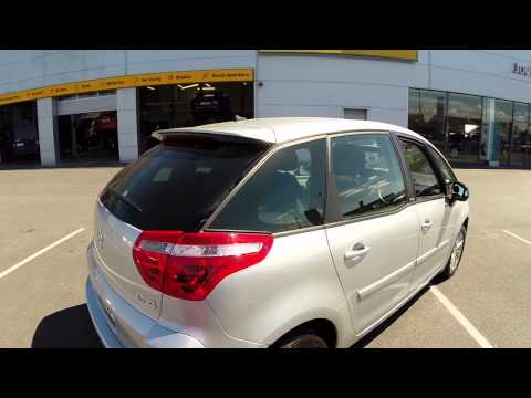 11D1002 - Citroen Picasso - Joe Duffy Mazda