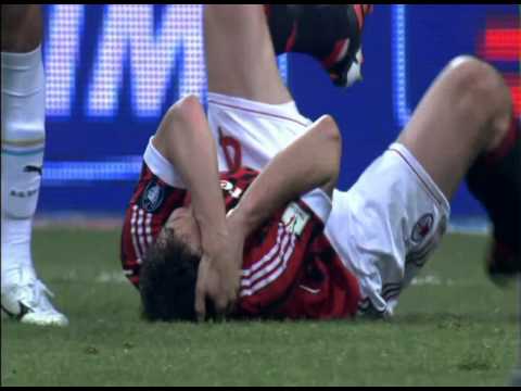 Van Bommel punched by Andres Dias lazio