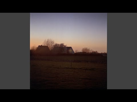 Frontsoldat - Karoline Funder