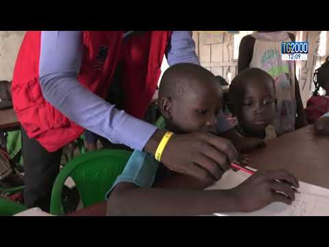 Save the children: infanzia negata a 1 bimbo su 3 nel mondo