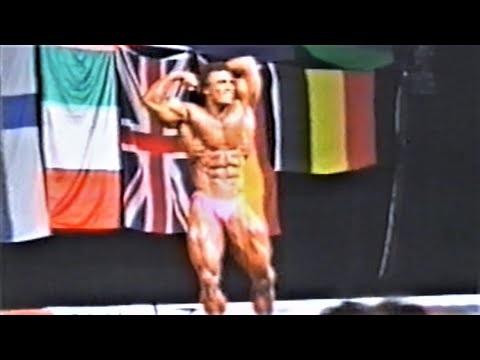 Charles Clairmonte (UK), NABBA Worlds 1990 - Pro Winner
