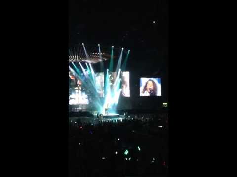 Luke Friend - Kiss From A Rose