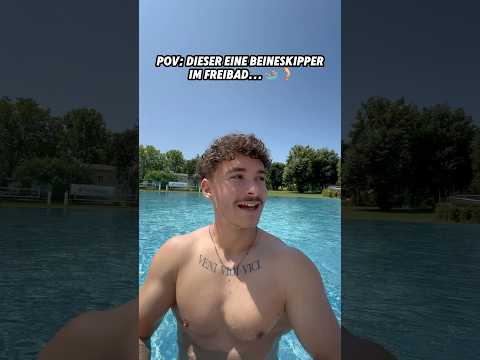 POV: This one leg skipper at the outdoor pool…💦🦵