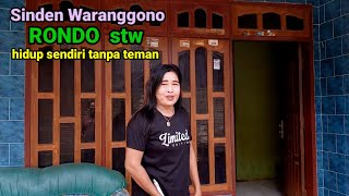 Download lagu Traditional artist Sinden Waranggono Janda lives alone, farms and plays Ngamen Tayub around Jangg... mp3