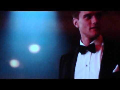 Mandela Effect Residue - The Flash - James Bond "The name is Bond, James Bond"